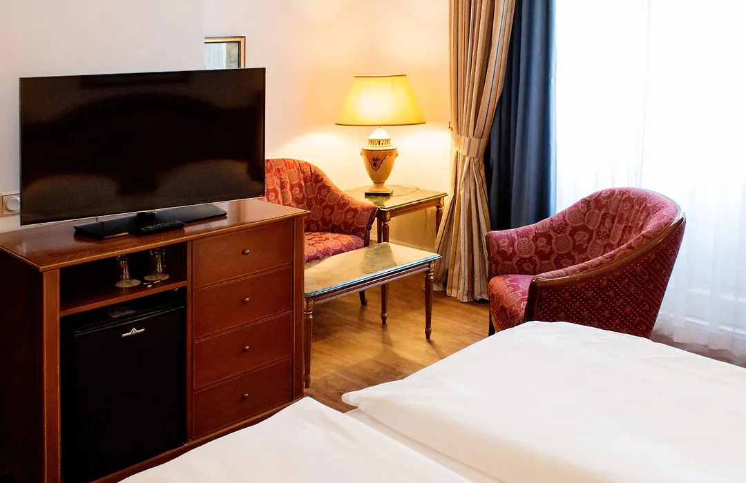 DORMERO Hotel Halle-1